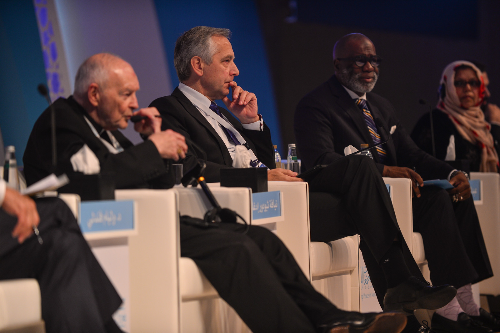 Promoting Peace in Muslim Societies