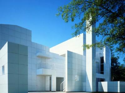 Hartford International campus building